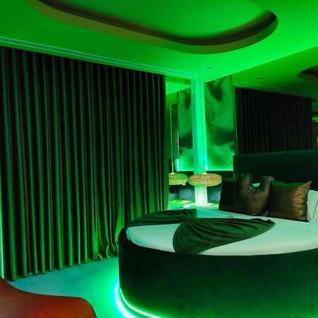 Motel Emocoes Ногейра-да-Режедора Екстер'єр фото